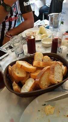 Sokak Restaurant Cengizin Yeri