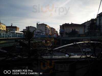 Soha Cafe & Restaurant