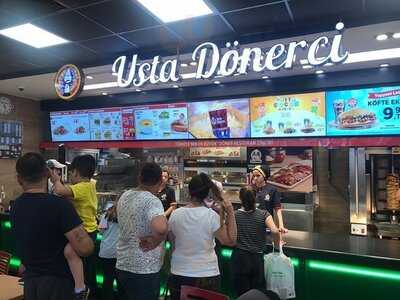 Usta Dönerci