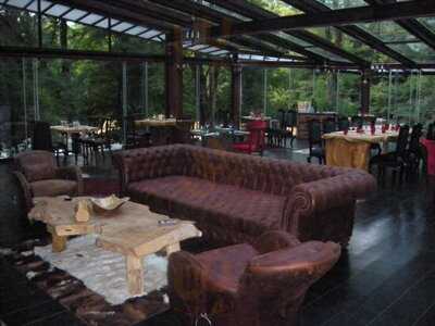 Izoletta Wine & Steak