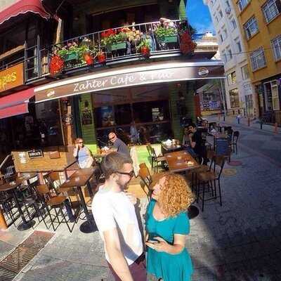 Zahter Cafe & Pub