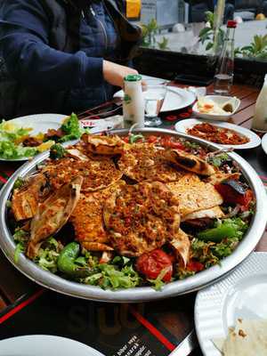 Kardesim Iskender Kebap