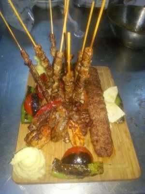 Adanalı ızzet Usta