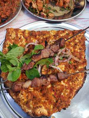 Deliyurek Ciger Ve Kebap