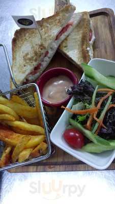 Ehlikeyf Cafe Bistro