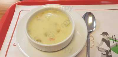 Salon Cafe & Restorant