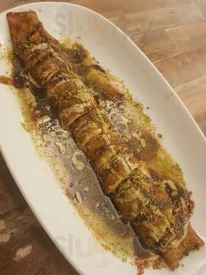 Altınşiş Eyvan Sofrası