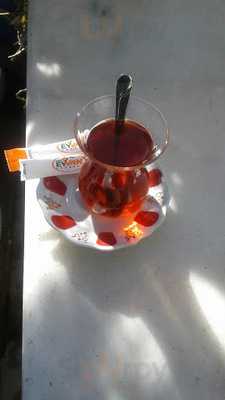 Altınşiş Eyvan Sofrası