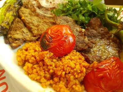 Altınşiş Eyvan Sofrası