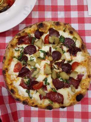 Ünes Pizza & Makarna