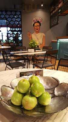 Hadiqa Cafe & Restaurant