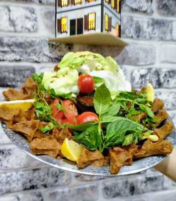 Meşhur Adıyaman Çiğ Köftecisi Ömer Usta