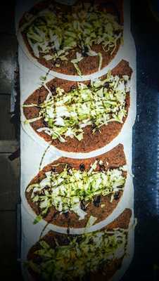 Meşhur Adıyaman Çiğ Köftecisi Ömer Usta