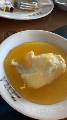 Zeyla Cafe & Restaurant