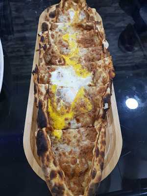 Buket Lahmacun