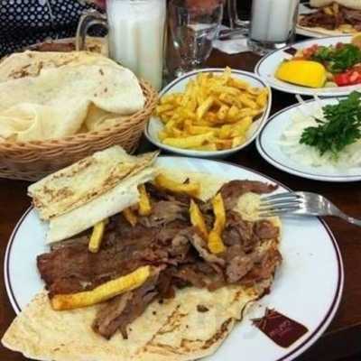 Yaprak Döner Sarayı