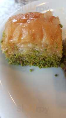 Dedeoglu Baklavaları Gedikpasa