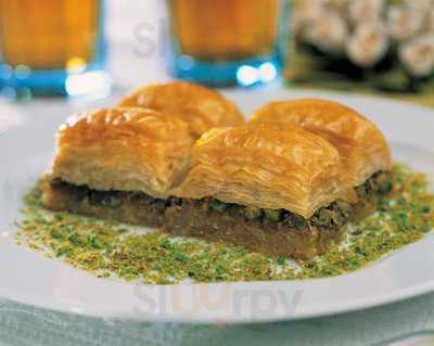 Dedeoglu Baklavaları Gedikpasa