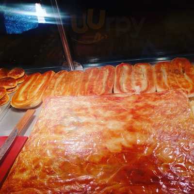 Salkım Börek Pide Salonu
