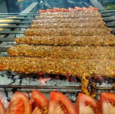 01 Adana Kebapçısı