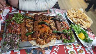 01 Adana Kebapçısı