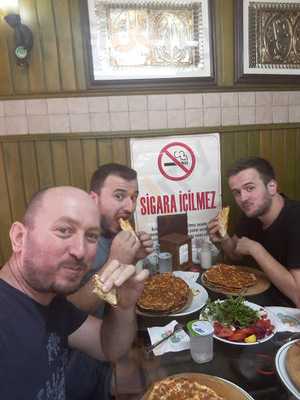 Yörem Karadeniz Pide Salonu