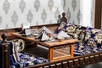 Safiya Cafe & Restaruant