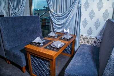 Safiya Cafe & Restaruant