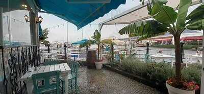 Alaçatı Muhallebicisi