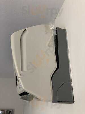 Mad Sea Beach Hotel Restaurant