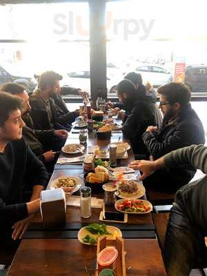 Tarihi Beyoğlu Sokak Pilavcısı