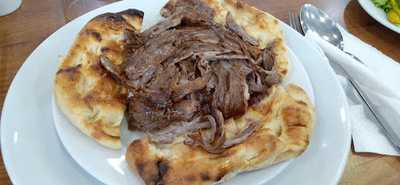Hizmet Doner Ve Kebap Salonu