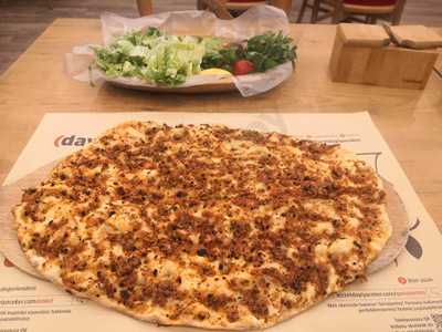 Dayı Kürek Lahmacun