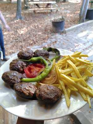 Kabaağaç Mesire Yeri