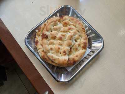 Öz Karadeniz Pide Kebap