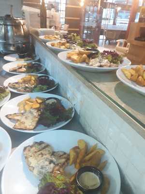 Number’s Cafe & Restaurant