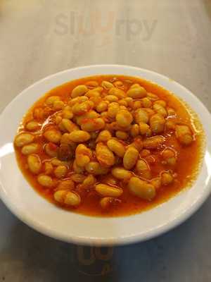 Kırık Çatal Lokantası