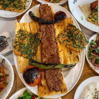 Adana Kebapçısı Tahsin Usta