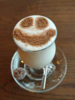 The Brick Cafe & Bistro