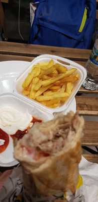 Batata Sandwishes & Fries