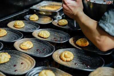 Spektr By Michael Riemenschneider