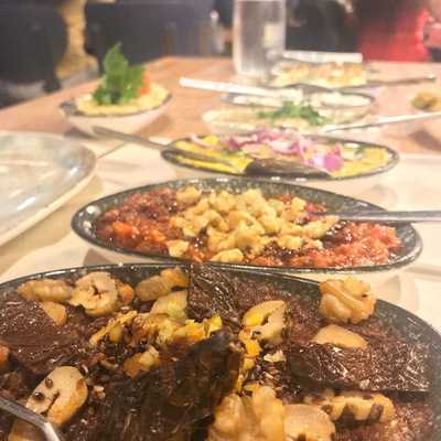 Şehla Zamanın Meyhanesi