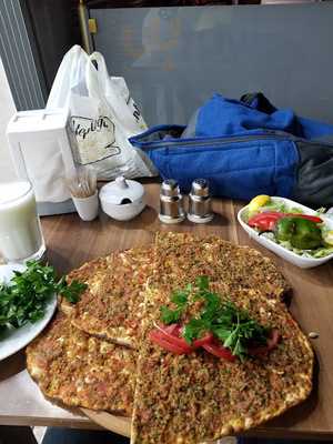 Altın Şiş İskender & Kebap