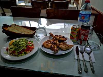 Dirona Akcaabat Kofte Salonu