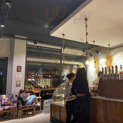 Hümaliva Çikolata & Kahve