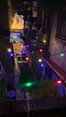 Backstreet Bistro & Pub