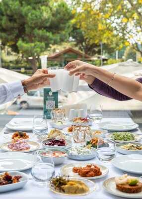 Perihan Meyhane Caddebostan