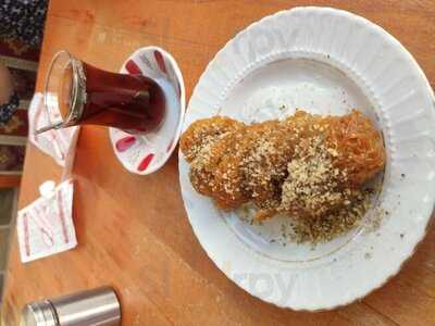 Emrah Usta Erzurum Oltu Cağ Kebap