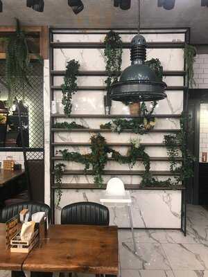 Ercan Burger Osmanbey Şubesi