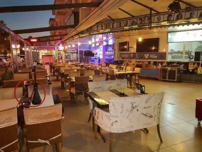 Moonlight Restaurant & Bar